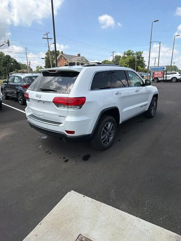 Used 2018 White Jeep Limited image 6