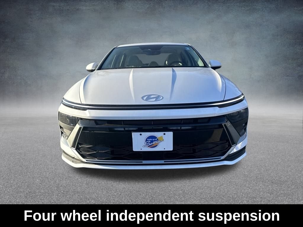 Used 2026 Serenity White Hyundai SE image 10