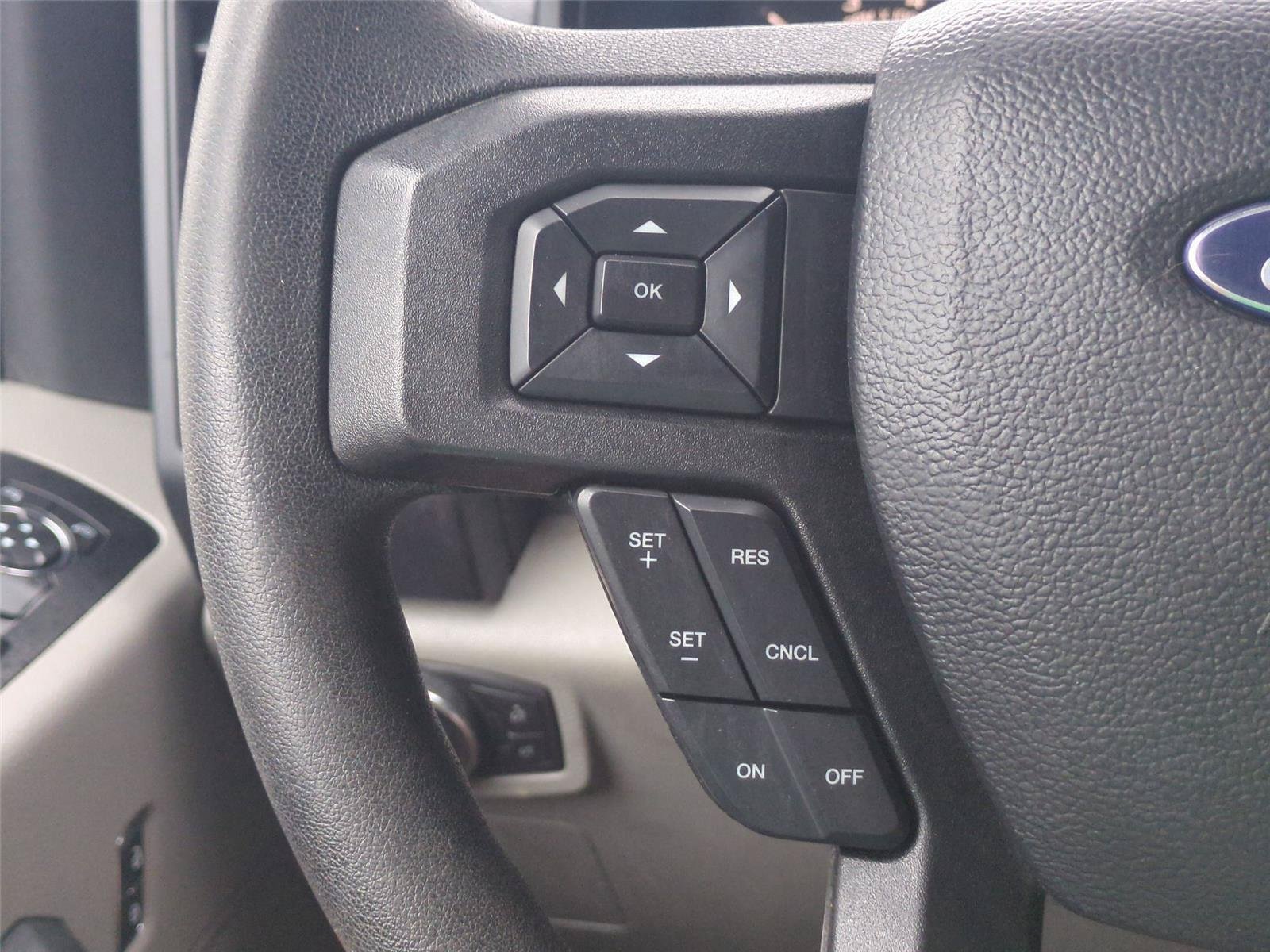 Used 2019 Oxford White Ford XL image 20