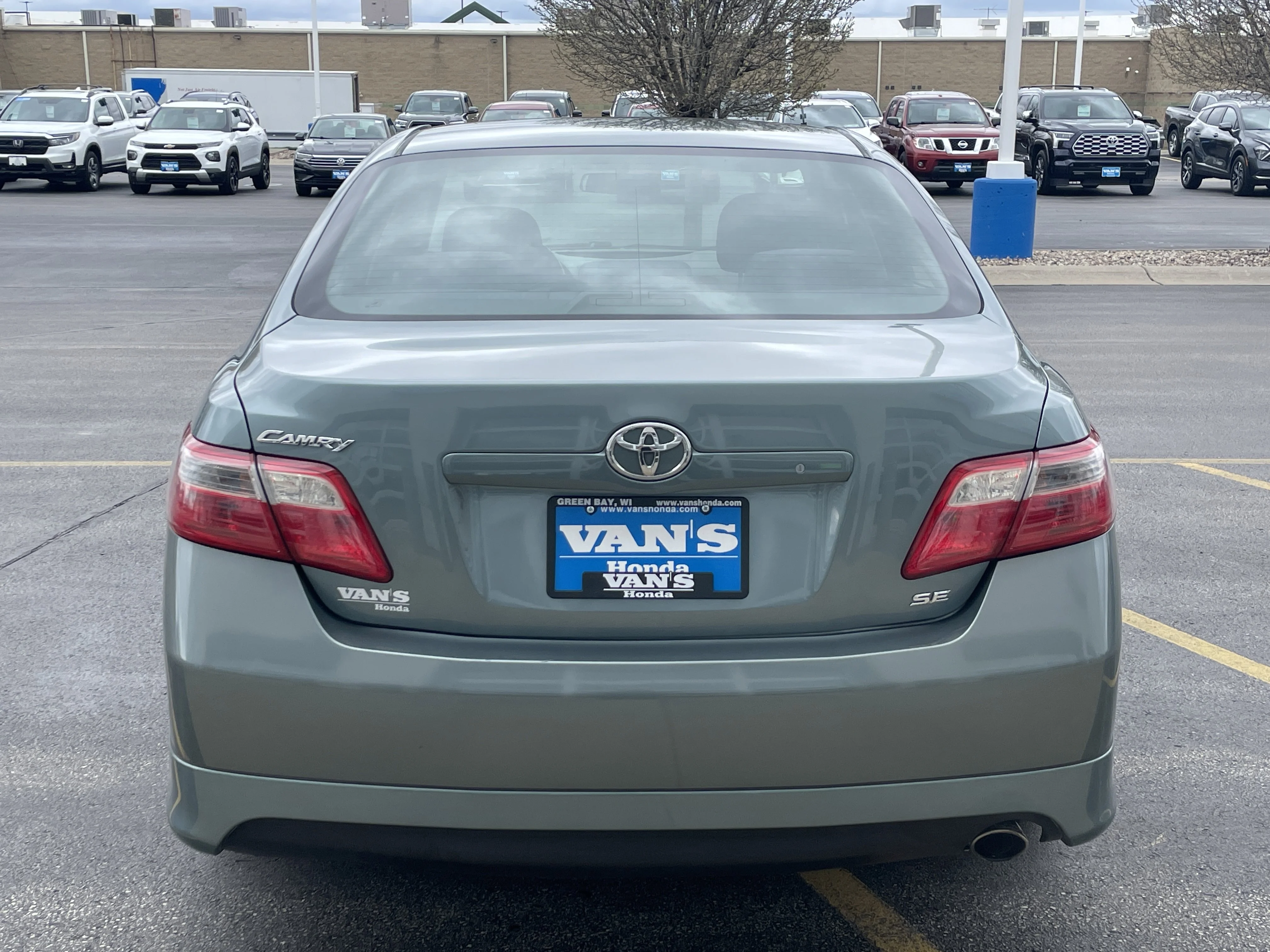 Used 2007 Aloe Green Metallic Toyota SE image 7