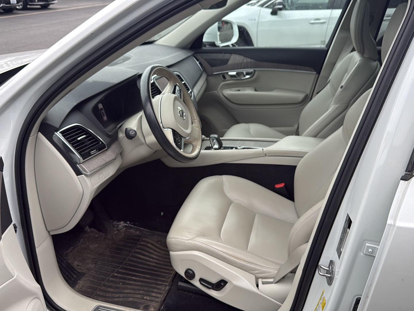 Used 2023 Crystal White Metallic Volvo Plus image 13