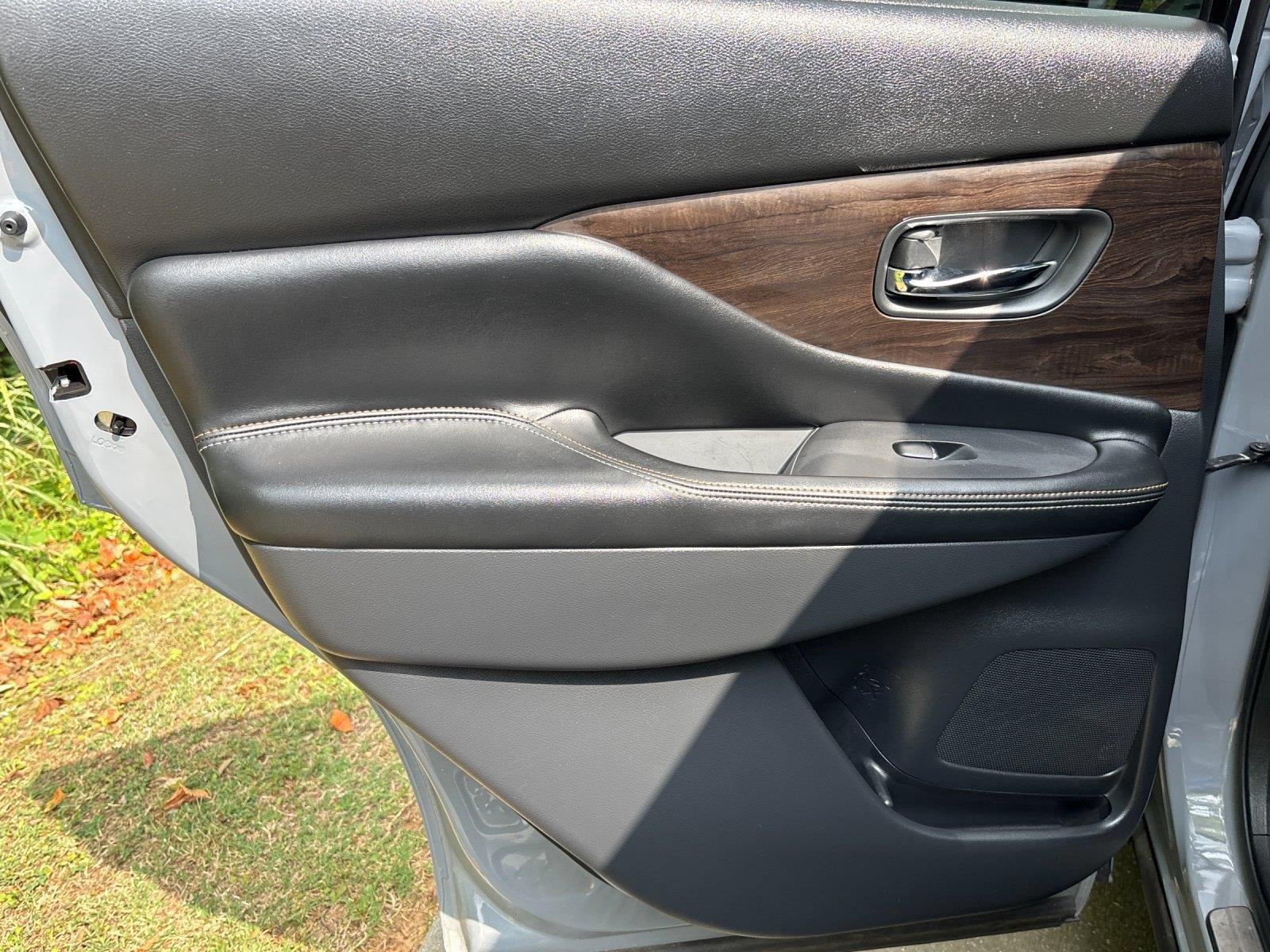 Used 2024 Boulder Gray Pearl Nissan Platinum image 30