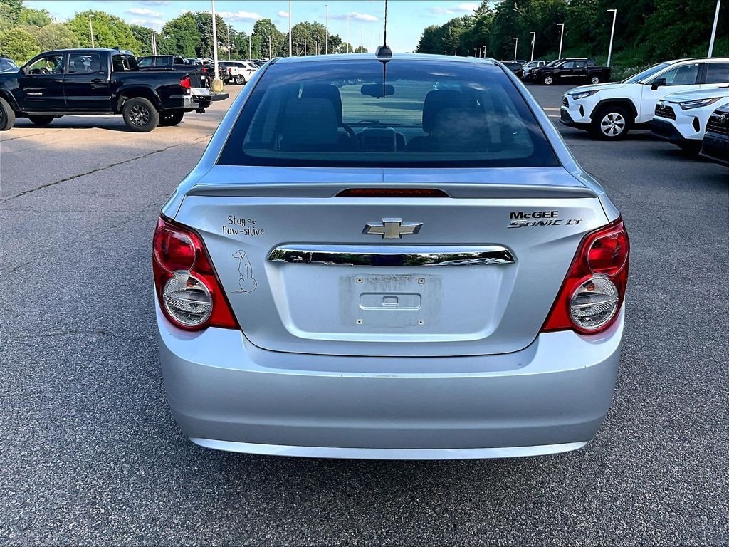 Used 2016 Silver Chevrolet LT image 10