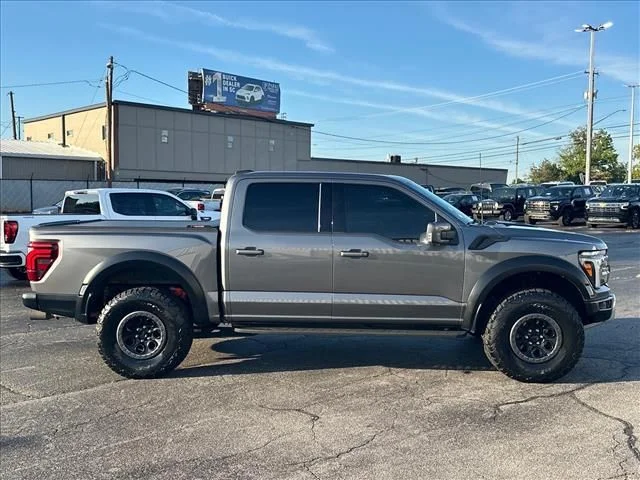 2024 Ford F-150 Raptor - Photo 13