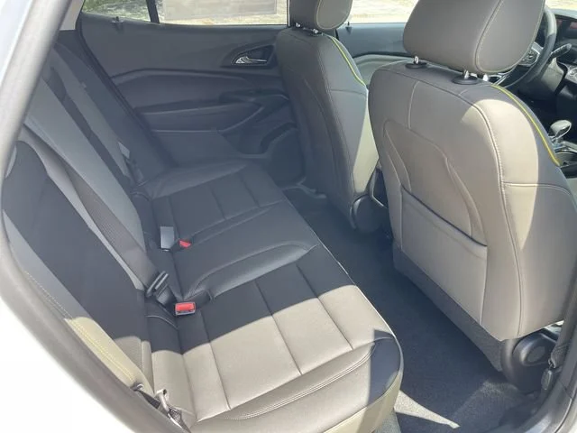New 2026 Summit White Chevrolet ACTIV image 15