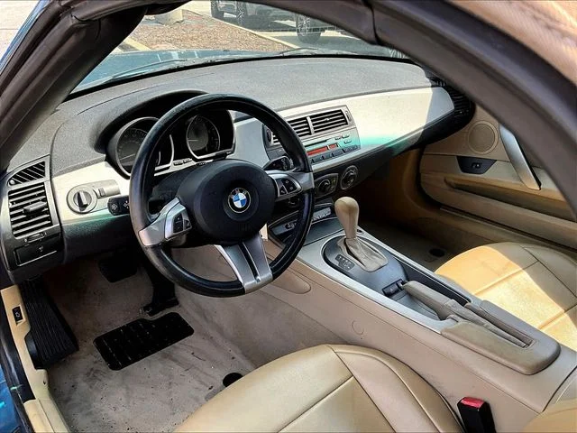 Used 2004 Blue BMW 2.5i image 8