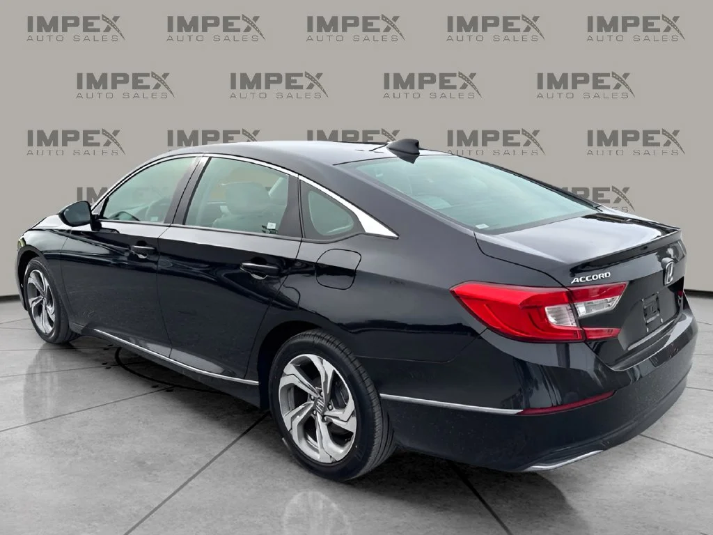 Used 2019  Honda EX image 3