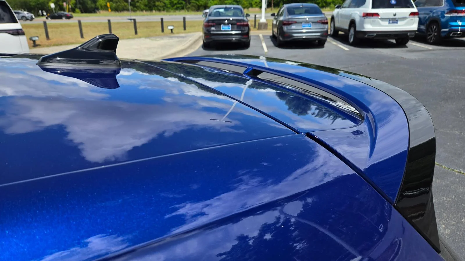 New 2026 Lapiz Blue Metallic Volkswagen  image 21