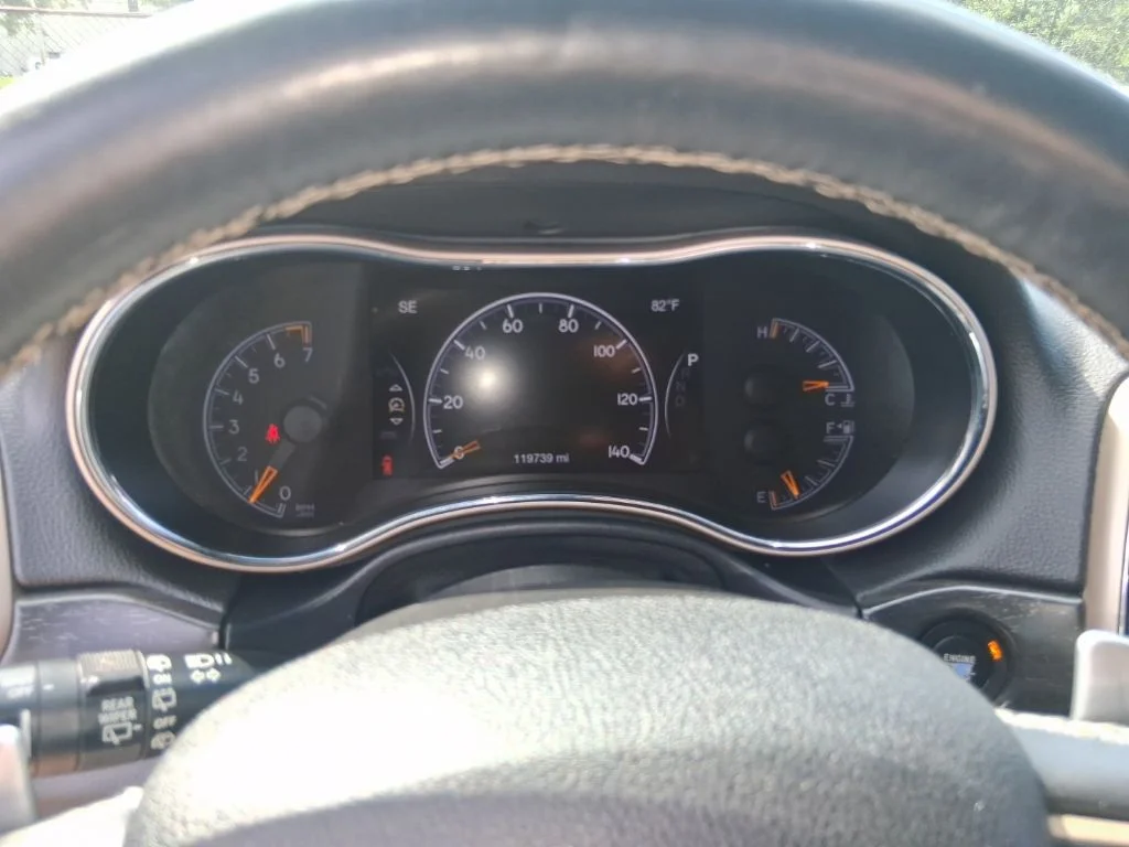 Used 2017 White Jeep Limited image 11