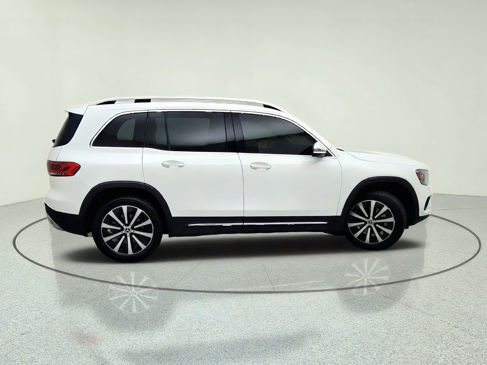 Used 2020 Polar White Mercedes-Benz GLB 250 image 7