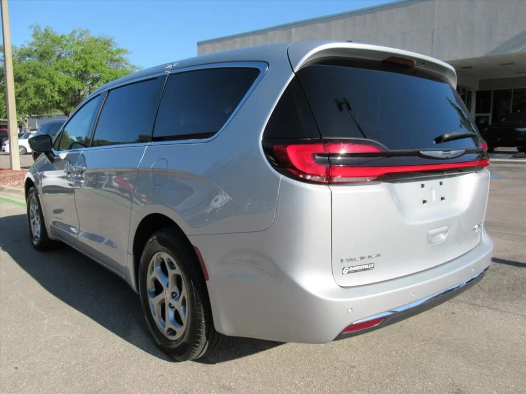 Certified Used 2024 Silver Chrysler Limited image 5
