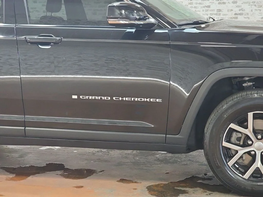 Used 2024 Black Jeep Limited image 8