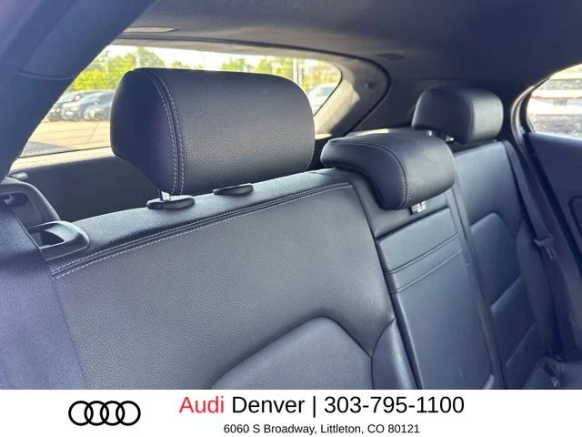 Used 2019 Black Mercedes-Benz GLA 250 image 12
