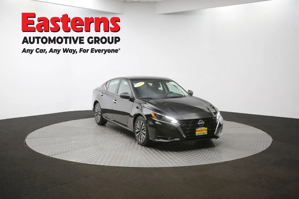 Used 2024 Black Nissan 2.5 SV image 48