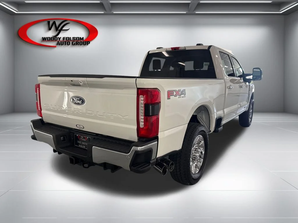 New 2027 Star White Metallic Tri-Coat Ford F-350® Lariat® image 6