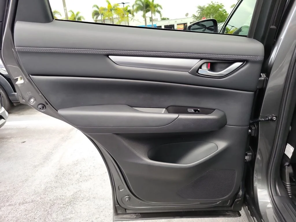 Used 2025 Gray Mazda 2.5 S Select Package image 9