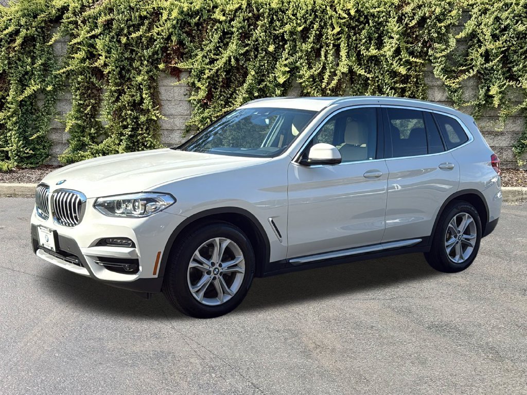 Used 2020 Alpine White BMW xDrive30i image 3