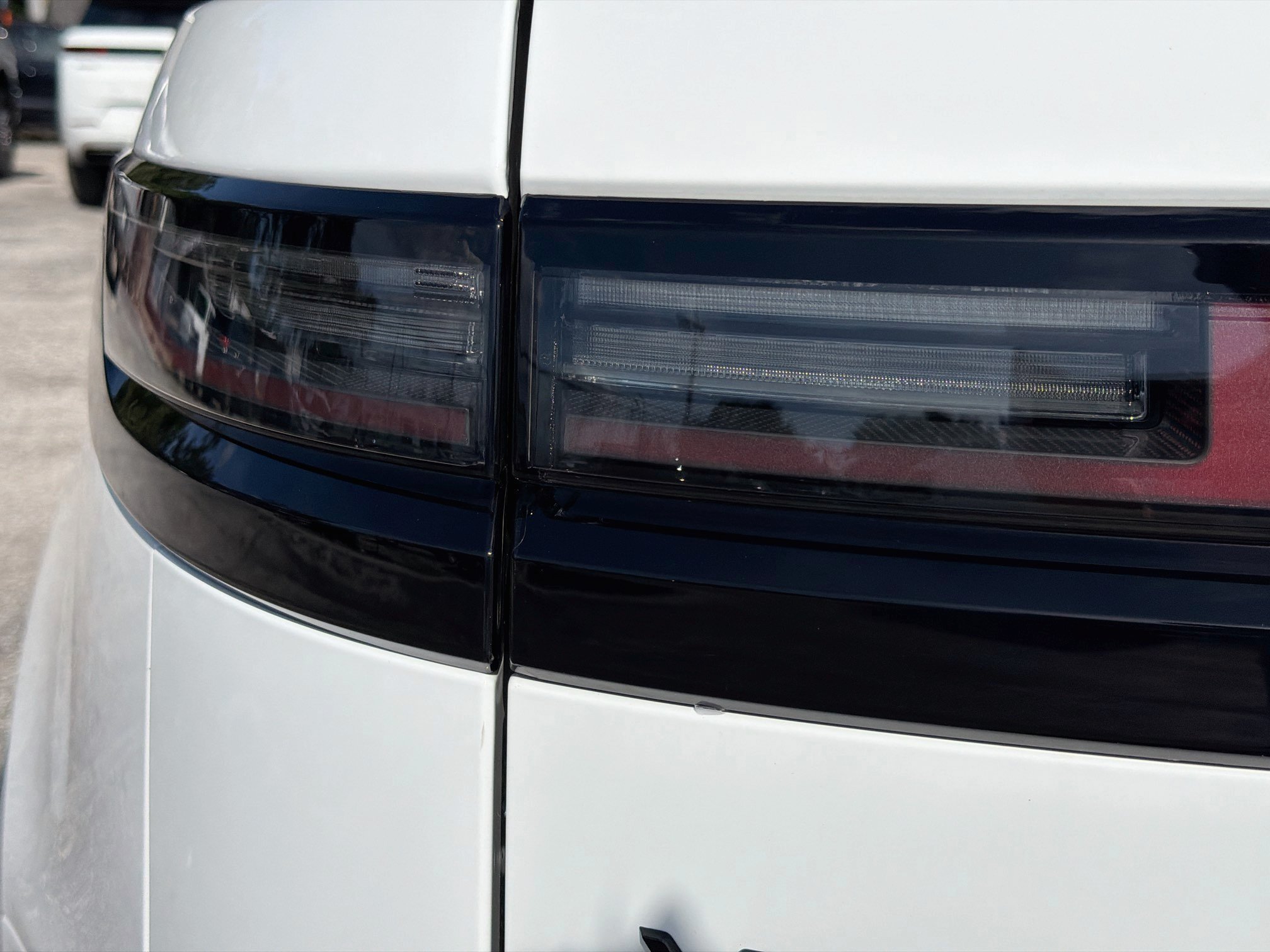 New 2026 Fuji White LAND ROVER  image 10