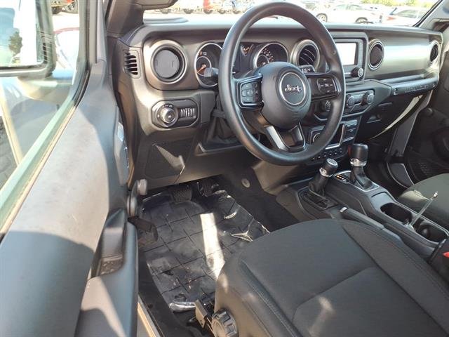 Used 2018 GRAY Jeep Sport image 4