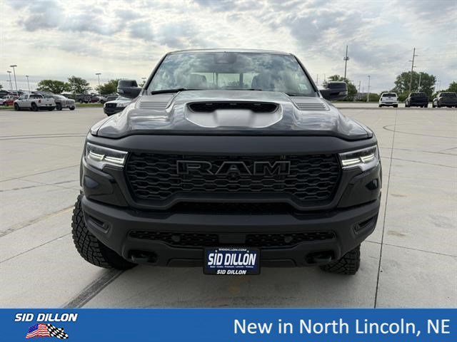 New 2026 Diamond Black Crystal Pearl-Coat Exterior Paint RAM RHO image 3