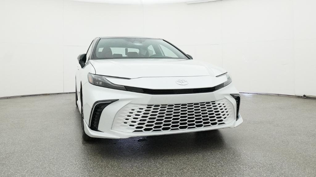 New 2026 Wind Chill Pearl with Midnight Black Metallic roof Toyota XSE image 12