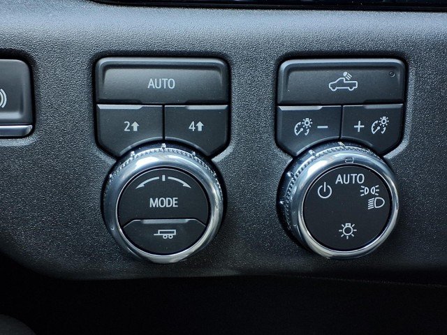 2026 GMC Sierra 1500 SLE - Photo 18