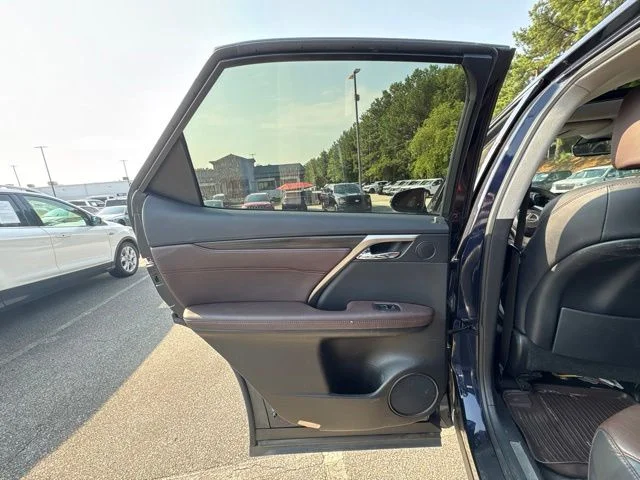 Used 2016  Lexus 350 image 13