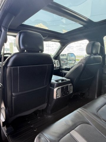 Used 2019 Black Ford Platinum image 17