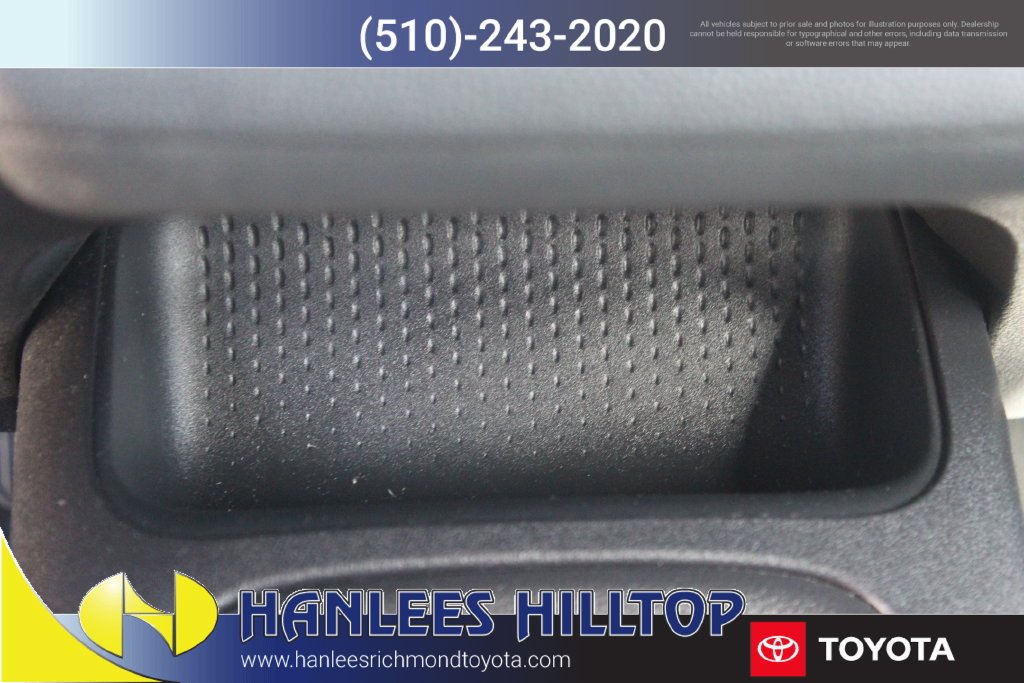 Certified Used 2025  Toyota LE image 21