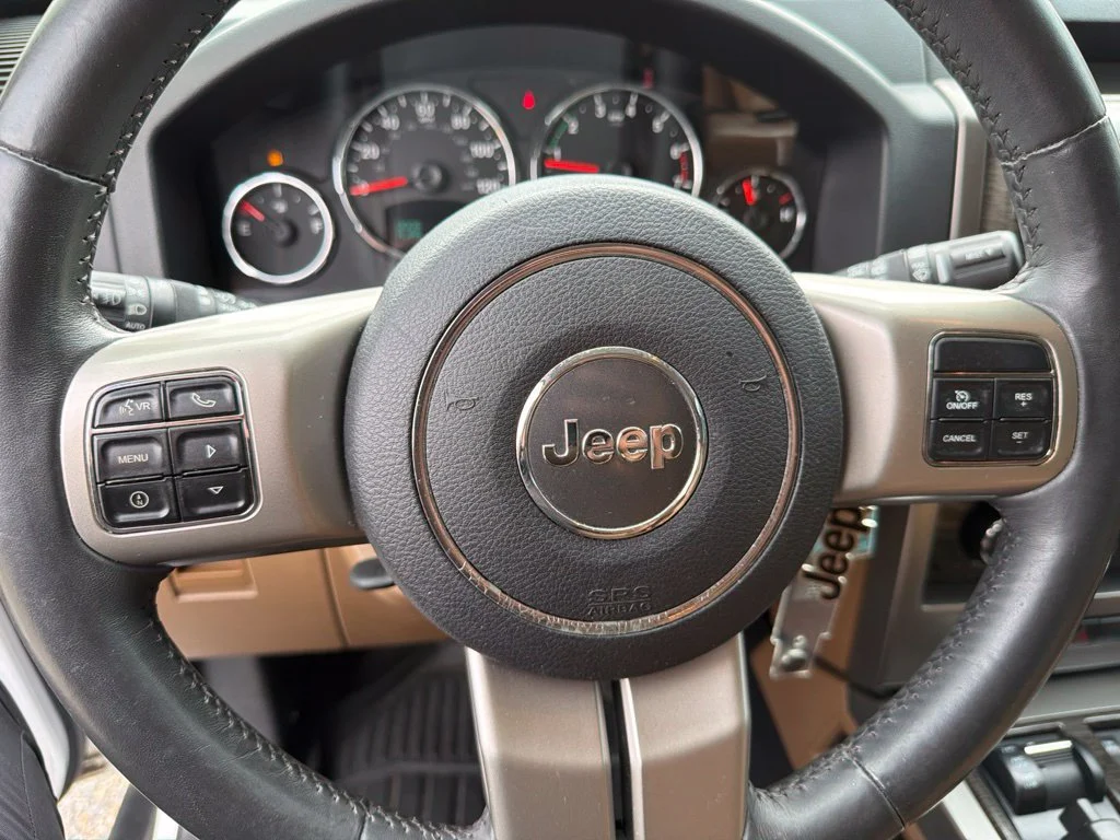 Used 2012 White Jeep Limited image 17