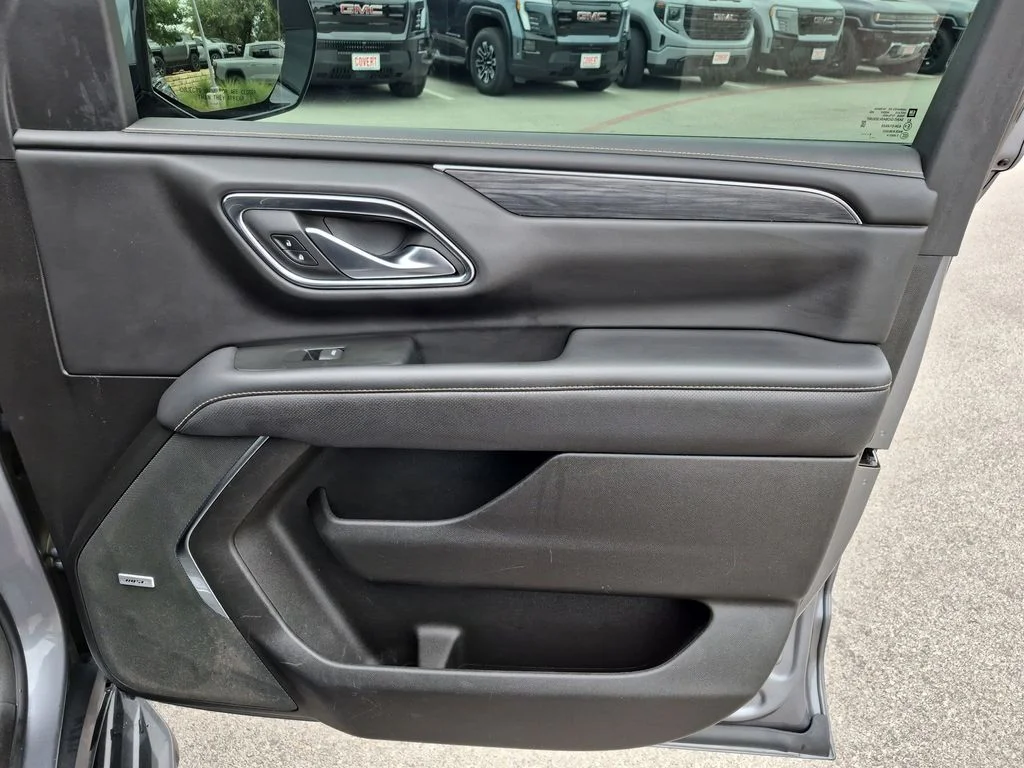 Used 2022 Gray GMC SLT image 39