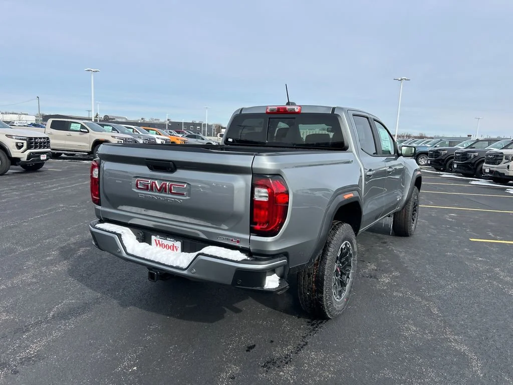 2026 GMC Canyon AT4 - Photo 10
