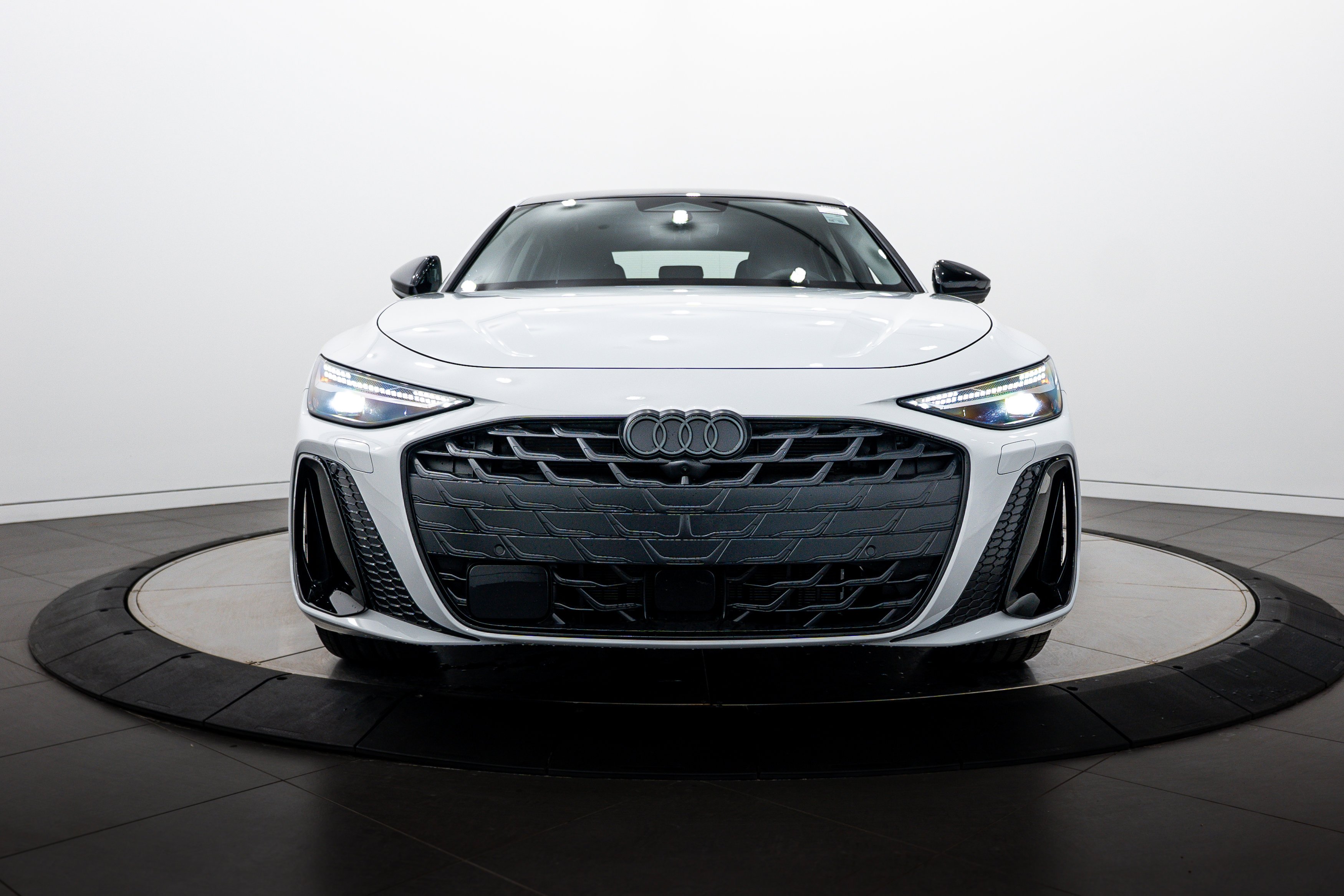 New 2026 Glacier White Audi Premium Plus image 22