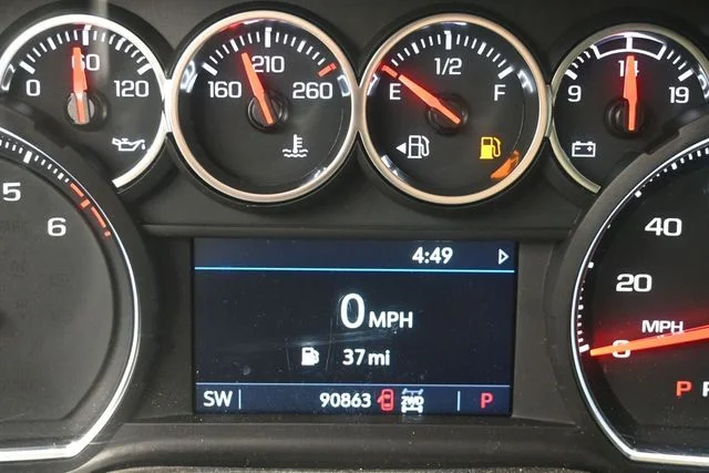 Used 2021 Summit White Chevrolet LT Trail Boss image 19