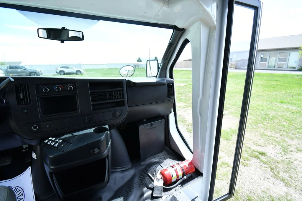 Used 2013 White Chevrolet Work Van image 20