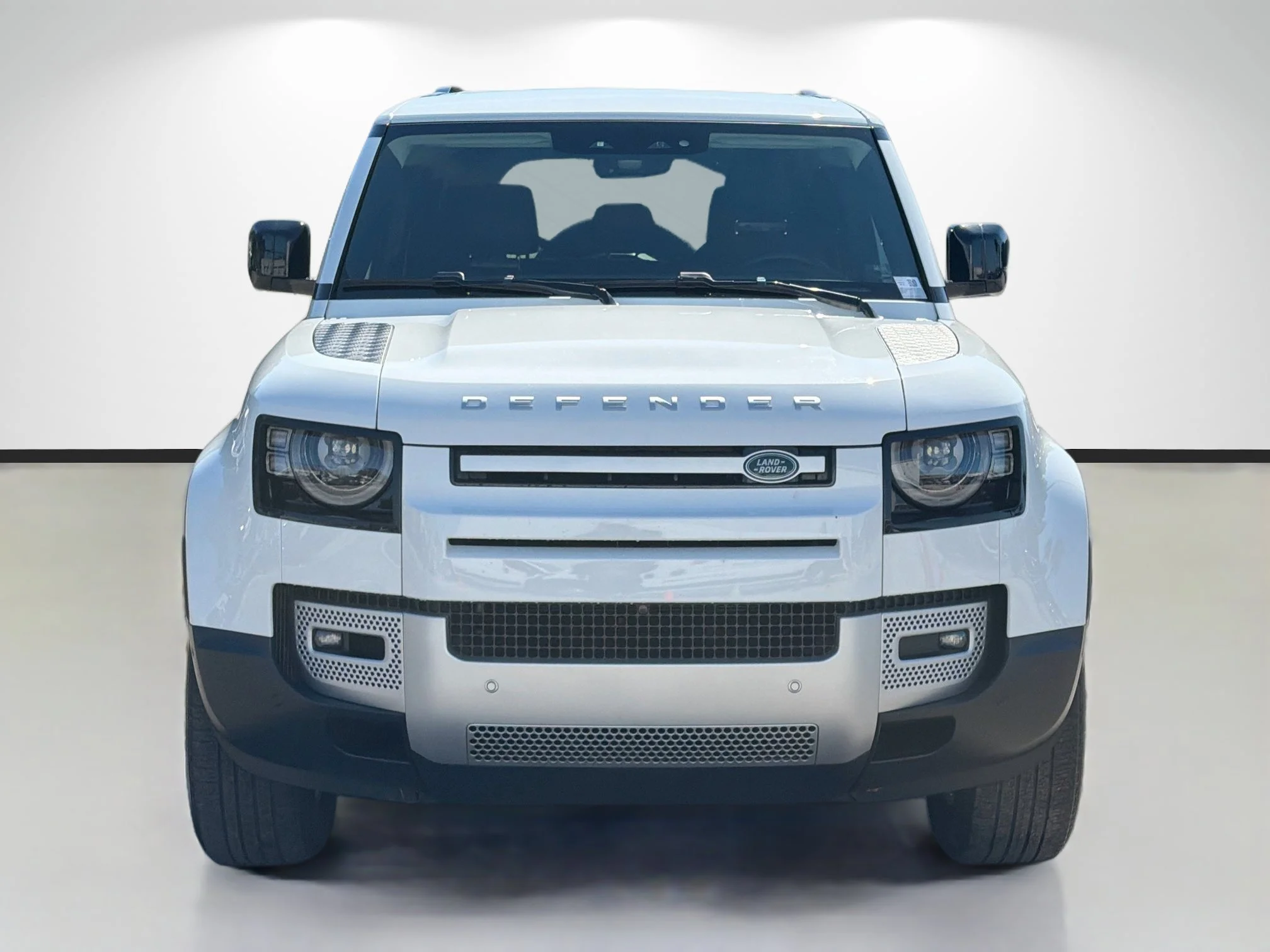 Certified Used 2024 Fuji White Land Rover S image 8