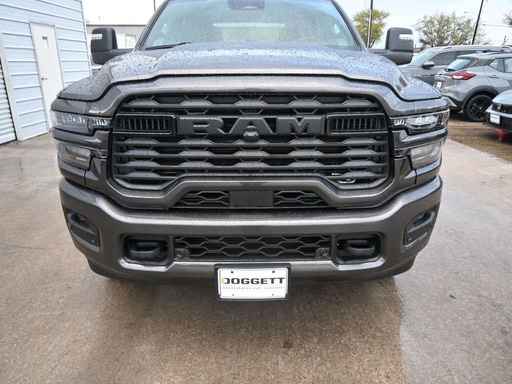 New 2026 Granite Crystal Metallic Clearcoat RAM Big Horn image 9