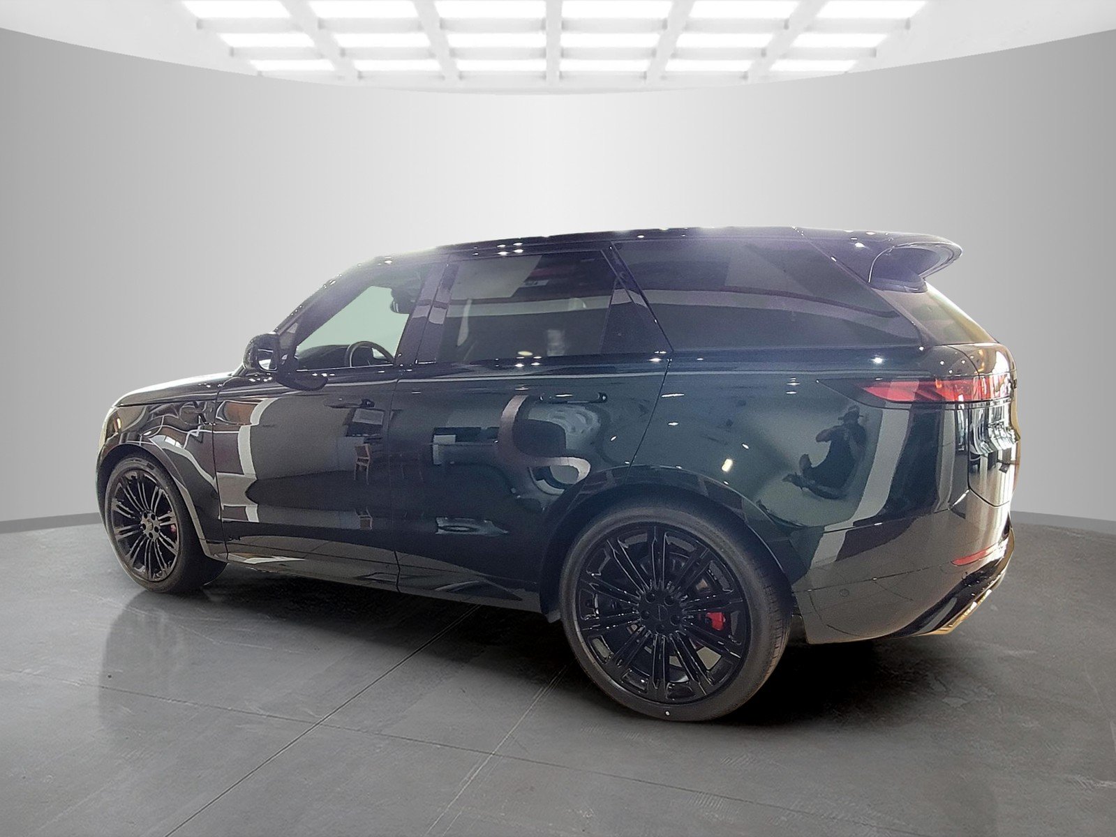 New 2026 British Racing Green Land Rover Autobiography image 3