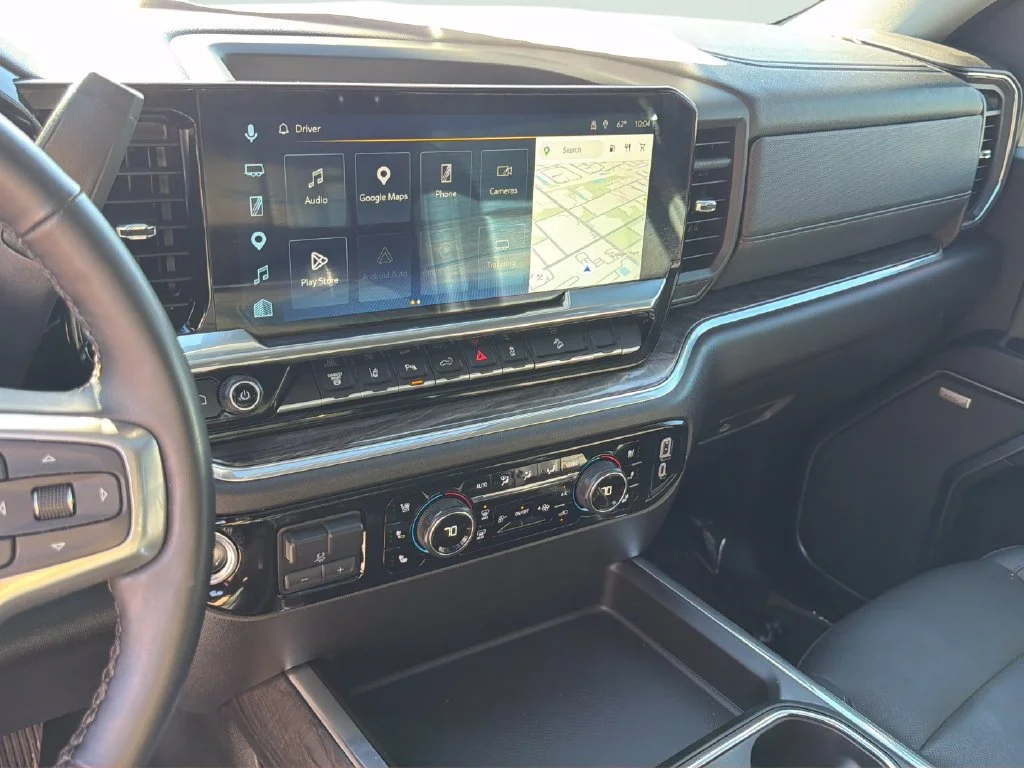 2025 Chevrolet Silverado 3500HD LTZ - Photo 23