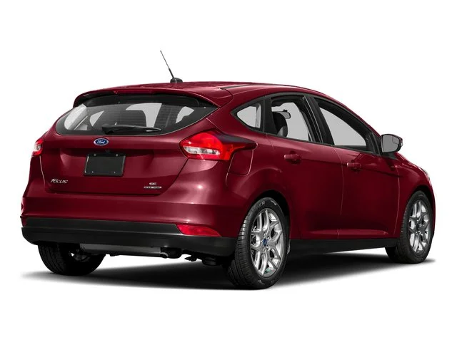 Used 2017 Ruby Red Metallic Tinted Clearcoat Ford SE image 2