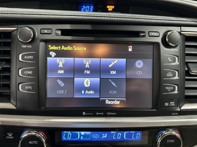 Used 2017 White Toyota XLE image 16