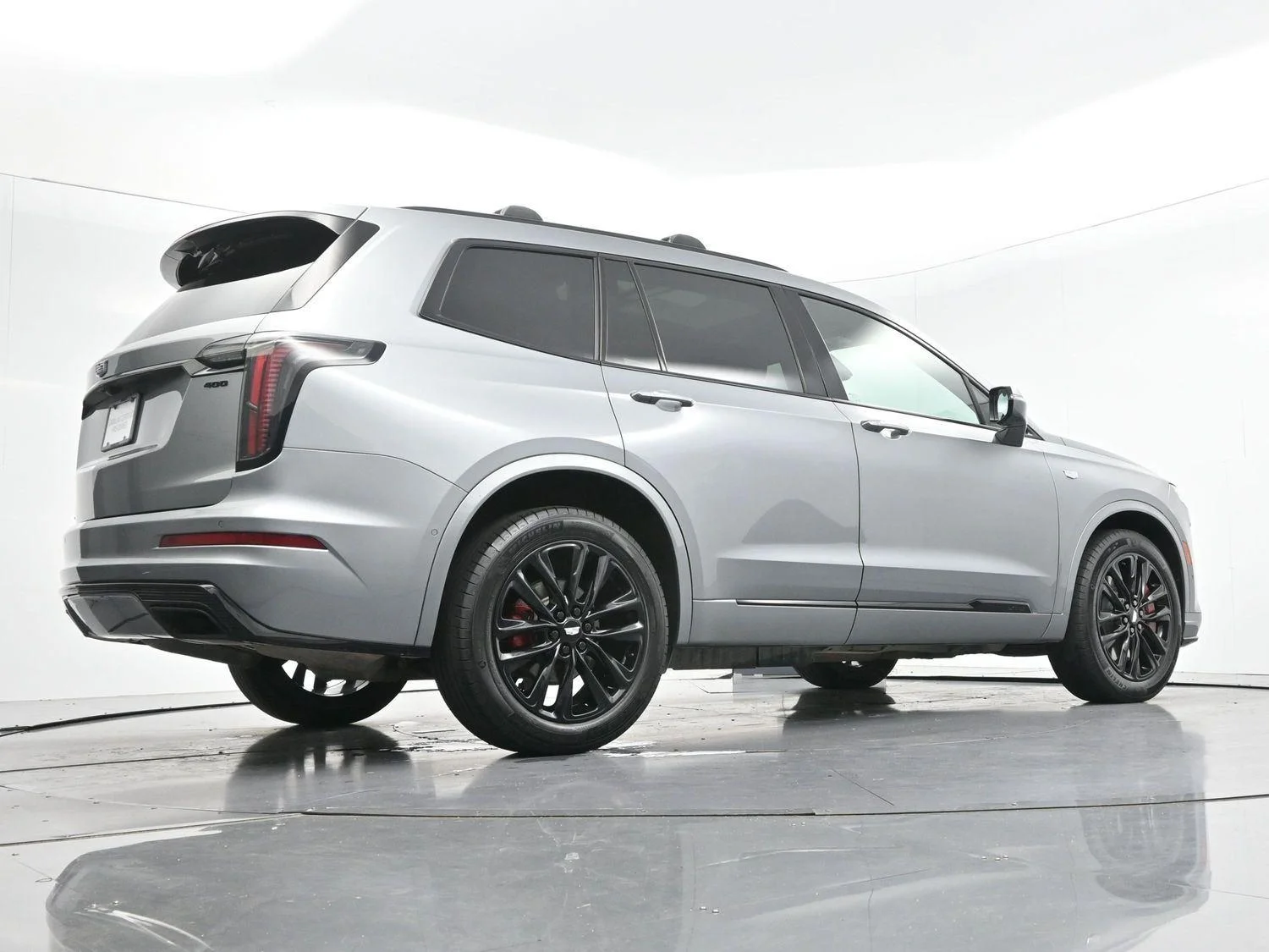 Used 2024 Argent Silver Metallic Cadillac Sport image 51
