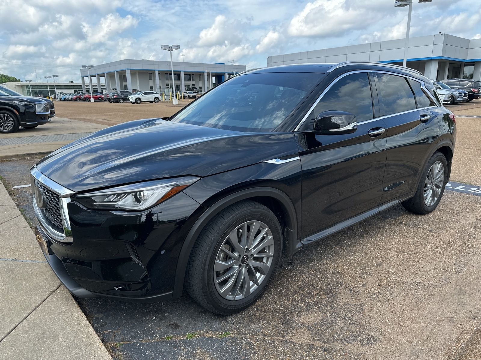 2025 INFINITI QX50 Luxe AWD's photo
