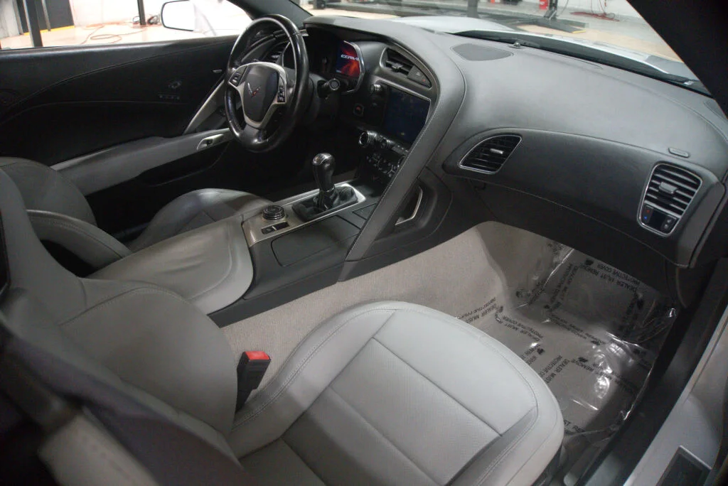 Used 2014 Blade Silver Metallic Chevrolet Stingray image 43