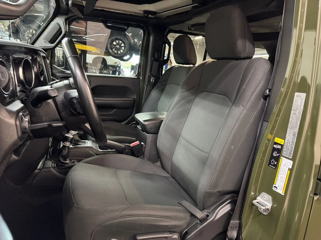 Used 2022 Green Jeep Unlimited Sport Altitude image 18