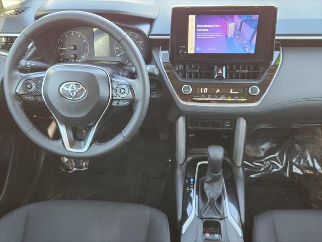 Certified Used 2024 WIND CHILL PEARL Toyota  image 19
