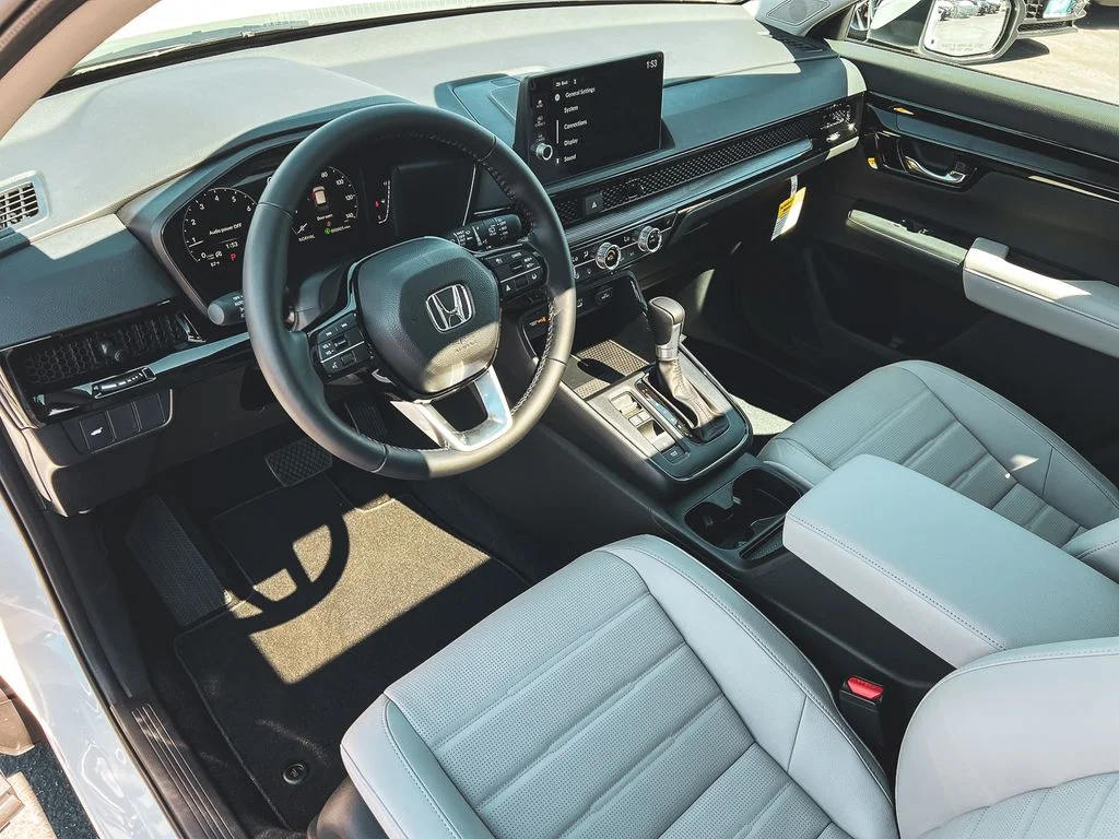 Used 2026 White Honda EX-L image 30