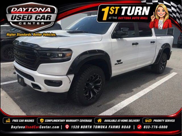 2023 RAM 1500 Limited 4x4 Crew Cab 5'7's photo