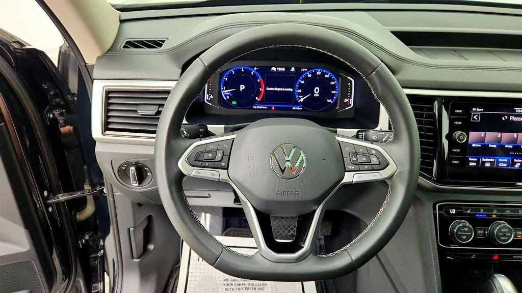 Used 2021 Racing Green Volkswagen 2021.5 SEL Premium w/ MIB3 Navigation & Panoramic Roof image 13