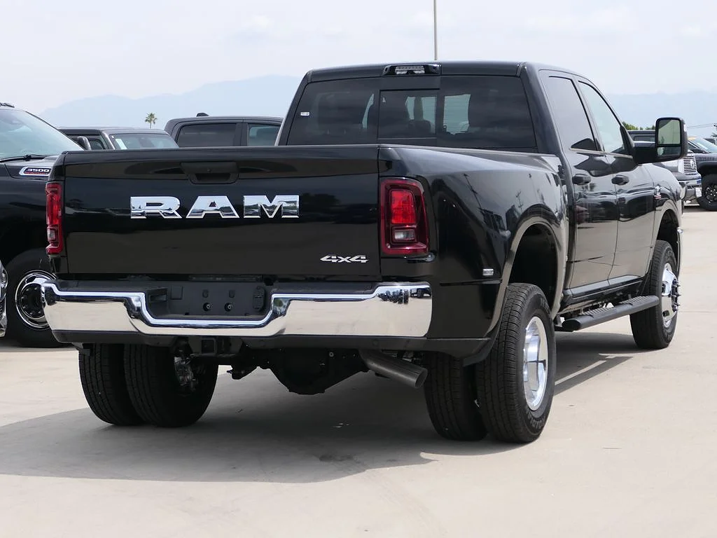 New 2026 Diamond Black Crystal Pearl Coat RAM Tradesman Crew Cab 4x4 8